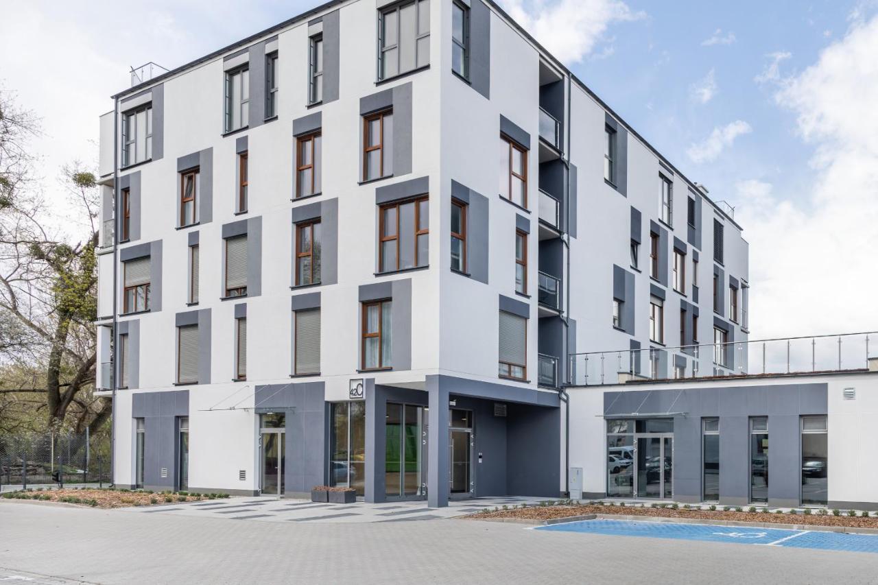 Warta Residence Apartments By Noclegi Renters Posen Exterior foto